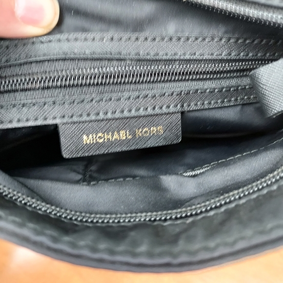 Michael Kors nylon crossbody bag, size 10x10, black - Picture 6 of 6
